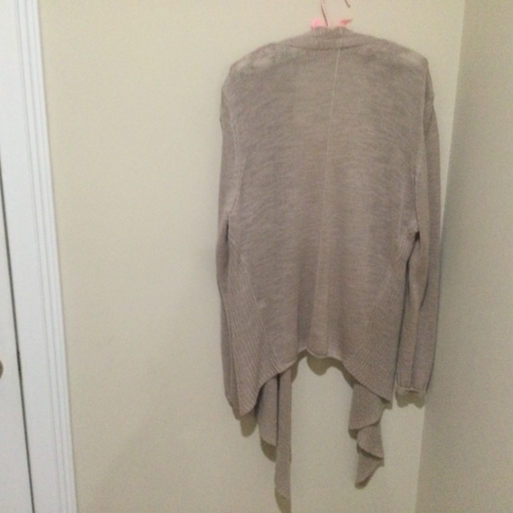 Drape cardigan sweater from Chico’s. Size large. Beige/Gold. - Picture 2 of 4
